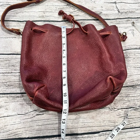 Portland Leather Goods Nutmeg Pebbled Leather Bucket Bag - Picture 9 of 9